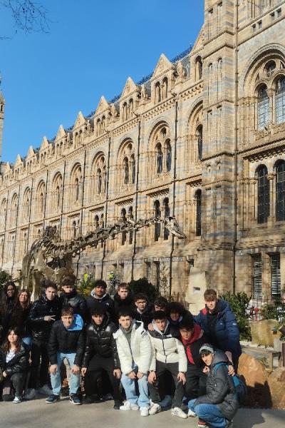 London25 009