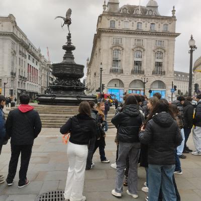 London25 034