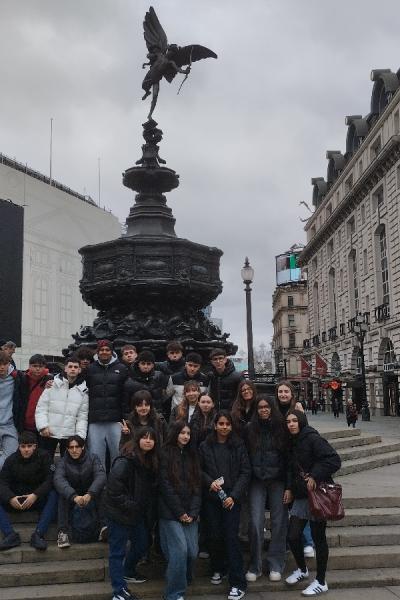 London25 035